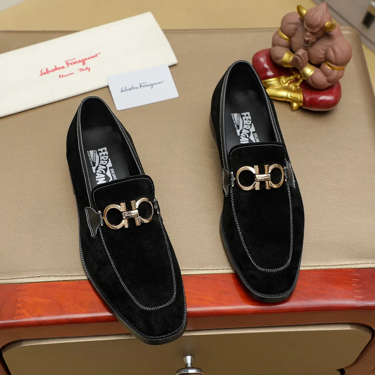 Men's shoes💰420🔥Ferragamo new men's formal shoes🇨🇳Official website original 1:1 mold opening, original quality💯Fine workmanship, high-end luxury shoes☘ The surface is made of imported Italian first-layer cowhide🌴🐑Leather lining🍓Rubber wear-resistant and non-slip outsole, breathable and comfortable to wear🍍The first choice for high-grade men, size 39-45 (38.46. Can be customized)